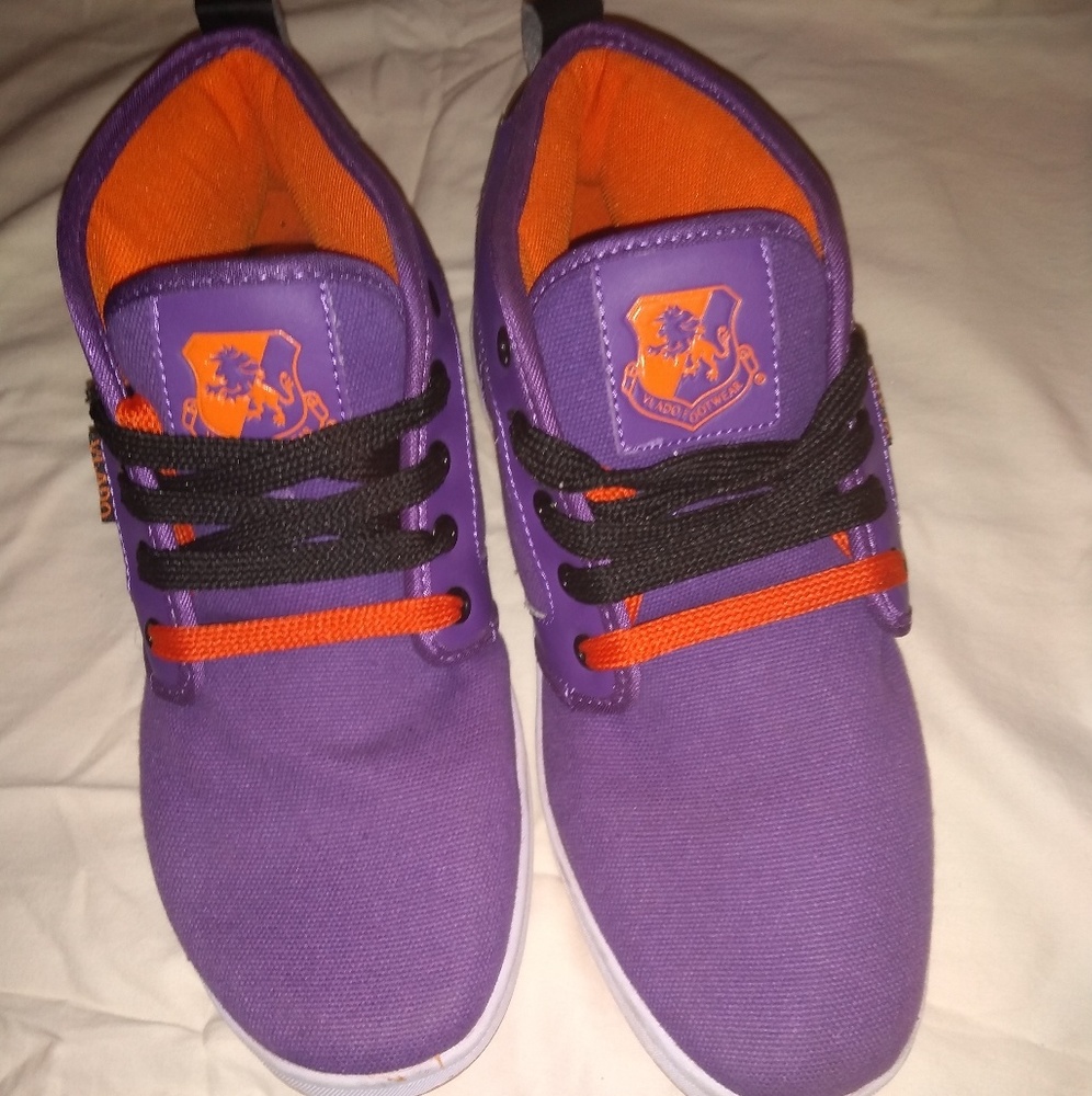 Purple, Orange and Black Vlado sneakers